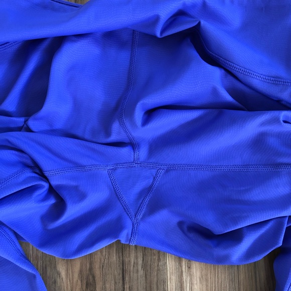 🦊 Hi-Rise Zyia 7/8 Legging - Picture 8 of 8